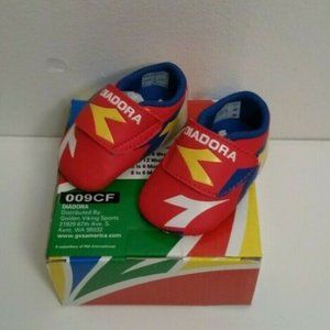 Diadora Infant Boy's Soccer Booter Size 1 US Red